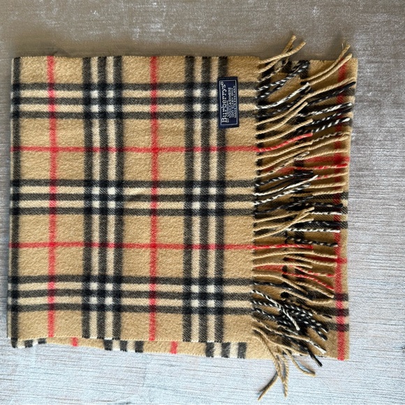 Burberrys London Vintage Cashmere Nova Check Scarf Made in England - Picture 6 of 8